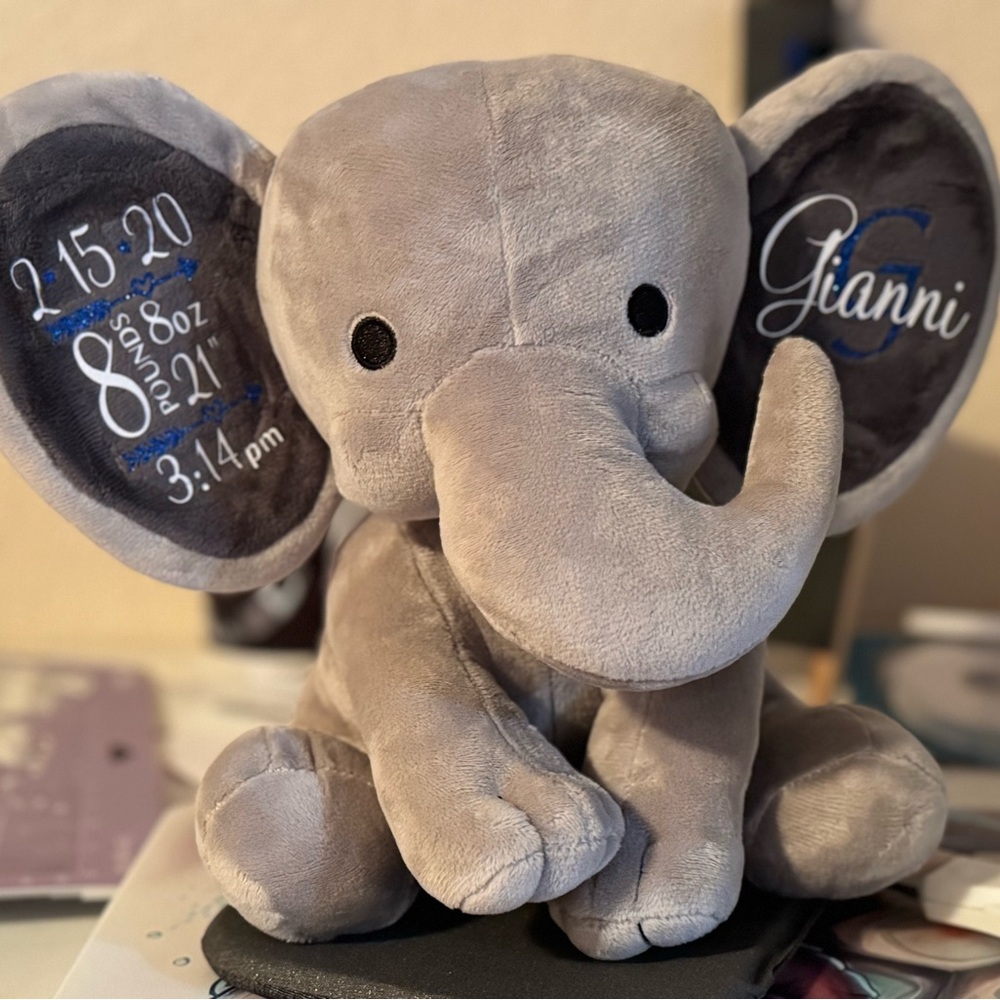 Baby elephant keepsake